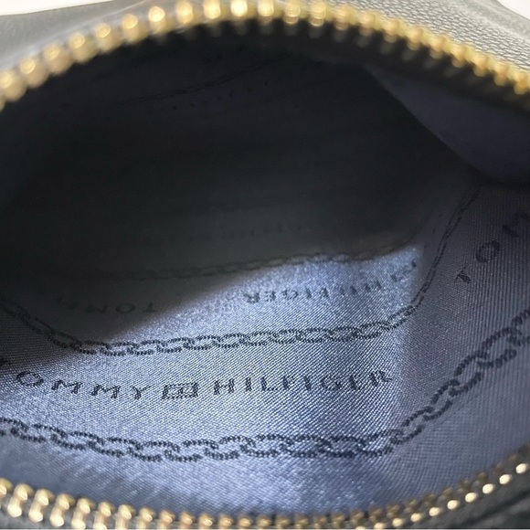 Tommy Hilfiger Black Backpack - Picture 11 of 16